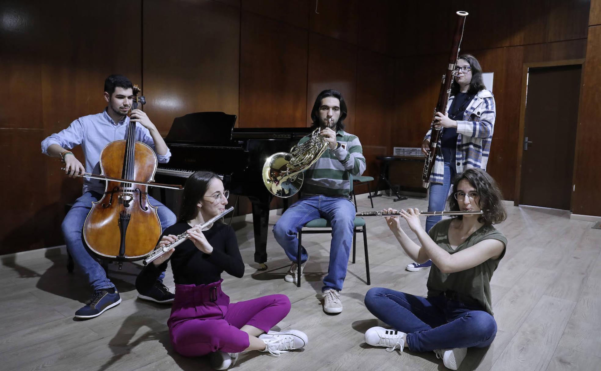 Entre la Universidad y el Conservatorio Diario Sur